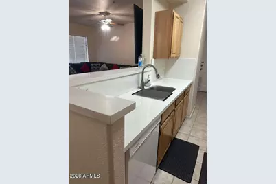 2929 W Yorkshire Drive #1025, Phoenix, AZ 85027 - Photo 8