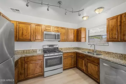 156 W Highland Avenue, Phoenix, AZ 85013 - Photo 4