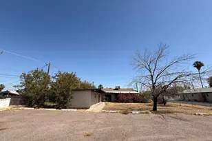 4202 N Mitchell St, Phoenix, AZ 85014 - Photo 1