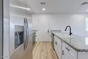 2117 W Mariposa St, Phoenix, AZ 85015 - Photo 2