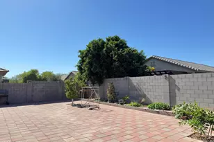10156 W Golden Ln, Peoria, AZ 85345 - Photo 34