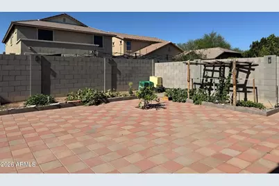10156 W Golden Lane, Peoria, AZ 85345 - Photo 30
