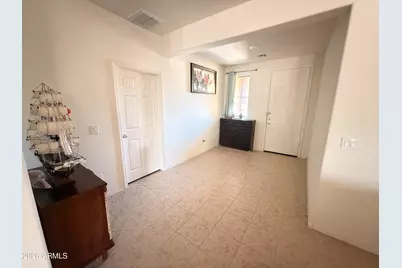 10156 W Golden Lane, Peoria, AZ 85345 - Photo 16
