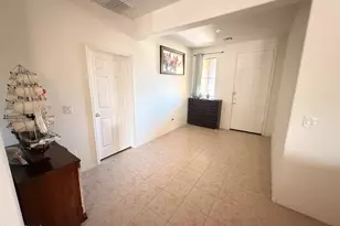 10156 W Golden Ln, Peoria, AZ 85345 - Photo 16