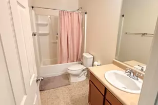 10156 W Golden Ln, Peoria, AZ 85345 - Photo 22