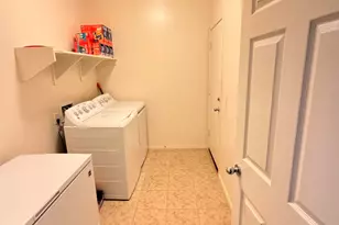 10156 W Golden Ln, Peoria, AZ 85345 - Photo 28