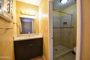 6525 W Mercer Ln, Glendale, AZ 85304 - Photo 16