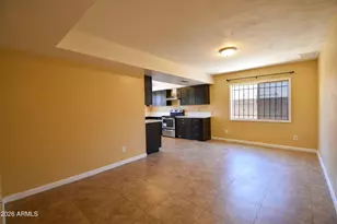 6525 W Mercer Ln, Glendale, AZ 85304 - Photo 6