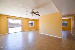 6525 W Mercer Ln, Glendale, AZ 85304 - Photo 2