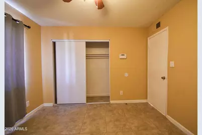 6525 W Mercer Lane, Glendale, AZ 85304 - Photo 8
