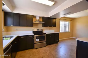 6525 W Mercer Ln, Glendale, AZ 85304 - Photo 4