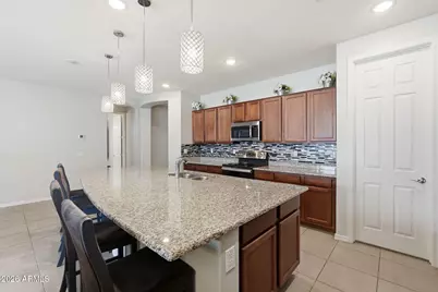 15216 W McKinley Street, Goodyear, AZ 85338 - Photo 8