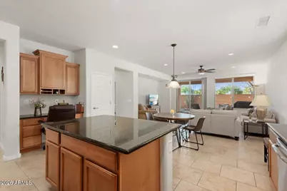 20712 N 273rd Avenue, Buckeye, AZ 85396 - Photo 8