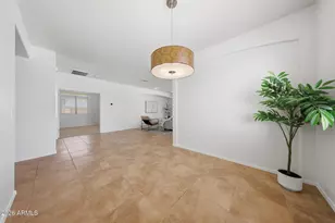 10262 W Foothill Dr, Peoria, AZ 85383 - Photo 10