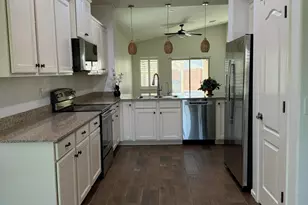2694 E Runaway Bay Pl, Gilbert, AZ 85298 - Photo 16