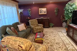 2305 W Meadow Dr, Phoenix, AZ 85023 - Photo 4