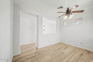 3633 W Glass Ln, Phoenix, AZ 85041 - Photo 10