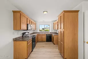 3633 W Glass Ln, Phoenix, AZ 85041 - Photo 12