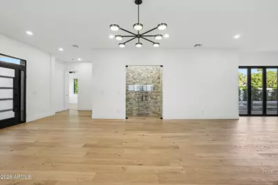 4107 E Avalon Drive, Phoenix, AZ 85018 - Photo 8