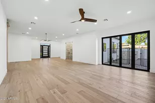 4107 E Avalon Dr, Phoenix, AZ 85018 - Photo 14
