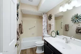 9433 W McRae Way, Peoria, AZ 85382 - Photo 14