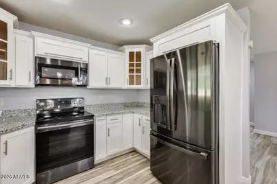 14018 N 44th Drive, Glendale, AZ 85306 - Photo 6