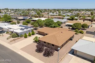 10506 W Edgewood Dr, Sun City, AZ 85351 - Photo 6