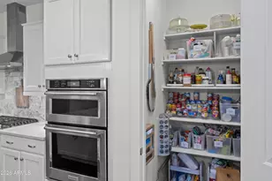 2916 E Tina Dr, Phoenix, AZ 85050 - Photo 20