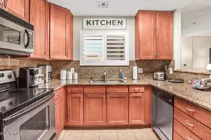 11375 E Sahuaro Dr, Scottsdale, AZ 85259 - Photo 10