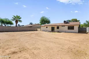 2620 E Villa Theresa Dr, Phoenix, AZ 85032 - Photo 24