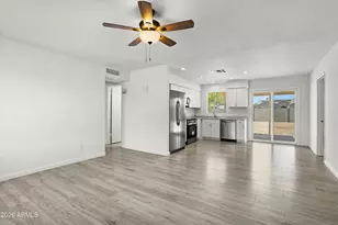 2620 E Villa Theresa Dr, Phoenix, AZ 85032 - Photo 2