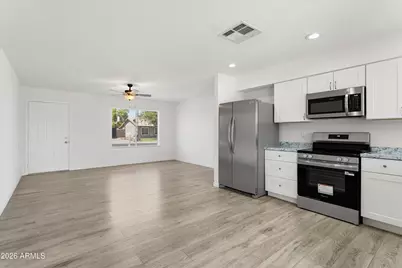2620 E Villa Theresa Drive, Phoenix, AZ 85032 - Photo 8