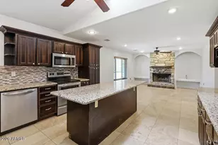 33651 S Topaz Rd, Black Canyon City, AZ 85324 - Photo 10
