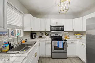 568 N 111th St, Mesa, AZ 85207 - Photo 12
