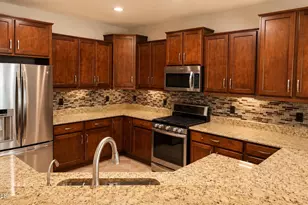26208 W Tina Ln, Buckeye, AZ 85396 - Photo 6