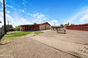 7917 W Flower St, Phoenix, AZ 85033 - Photo 6