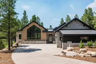 2911 S Solitaires Canyon Dr, Flagstaff, AZ 86005 - Photo 2