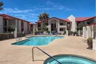 10610 S 48th St, Phoenix, AZ 85044 - Photo 14