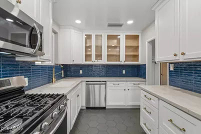 4517 N 10th Avenue, Phoenix, AZ 85013 - Photo 10