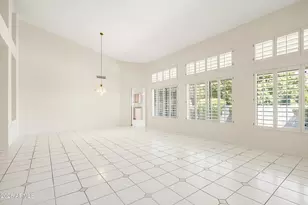 1702 E Sheena Dr, Phoenix, AZ 85022 - Photo 10
