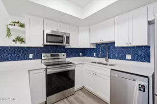 2143 E Center Ln, Tempe, AZ 85281 - Photo 4