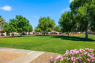 2143 E Center Ln, Tempe, AZ 85281 - Photo 14