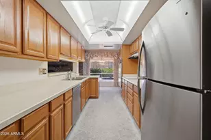 3217 E Malapai Dr, Phoenix, AZ 85028 - Photo 16