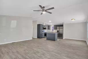 18032 N 2nd St, Phoenix, AZ 85022 - Photo 14