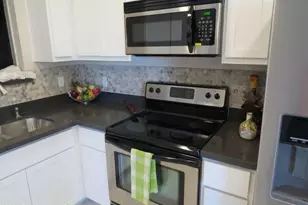 3618 W El Caminito Dr, Phoenix, AZ 85051 - Photo 2