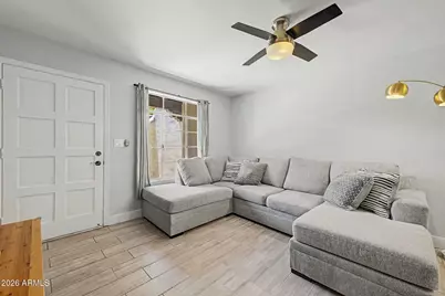 1449 E Highland Avenue #3, Phoenix, AZ 85014 - Photo 4