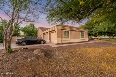 2311 N 104th Drive, Avondale, AZ 85392 - Photo 6