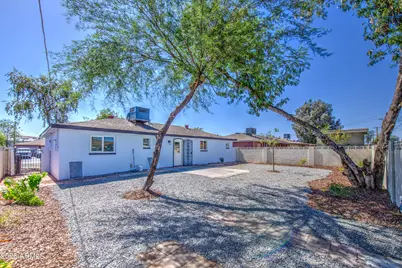 4129 N 49th Drive, Phoenix, AZ 85031 - Photo 40