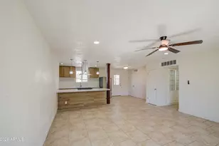 4129 N 49th Dr, Phoenix, AZ 85031 - Photo 8