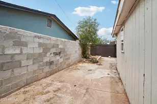 2223 E Roosevelt St, Phoenix, AZ 85006 - Photo 48